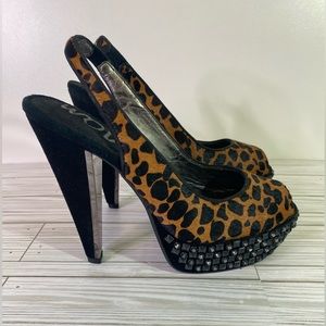 Sam Edelman Yesenia Sandals size 7 NWOT